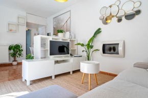 Hauzify I Apartament Cid